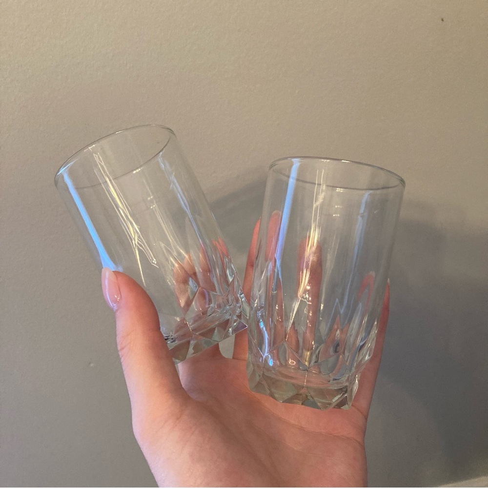 4/$10 - Set of 6 Juice/Water Glasses